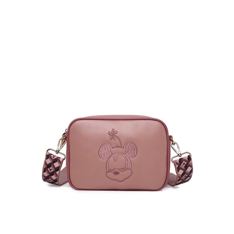 Milliot & Co. Disney Minnie Love Yourself Sling Bag Wanita 02