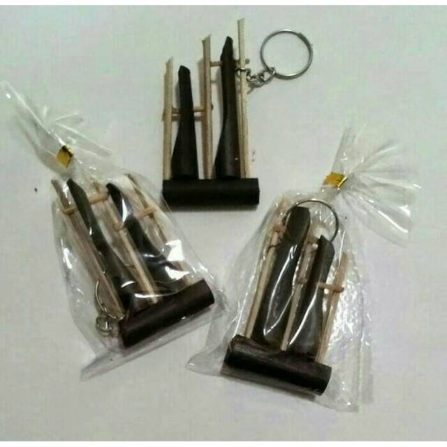 Souvenir Pernikahan Gantungan kunci Miniatur Angklung Murah
