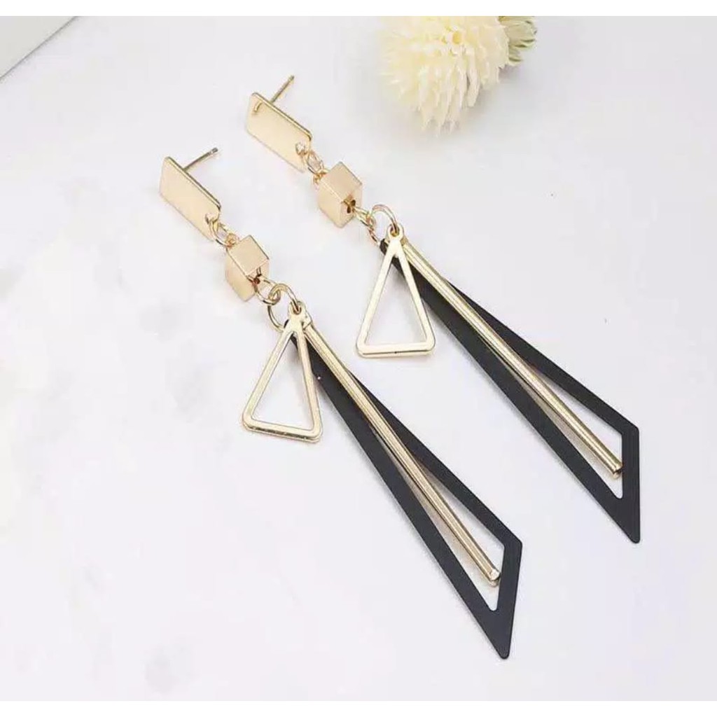 NunuLisaTan -Termurah Aksesoris Fashion Wanita SALE ANEKA ANTING Wanita KOREA-LANCIP HITAM