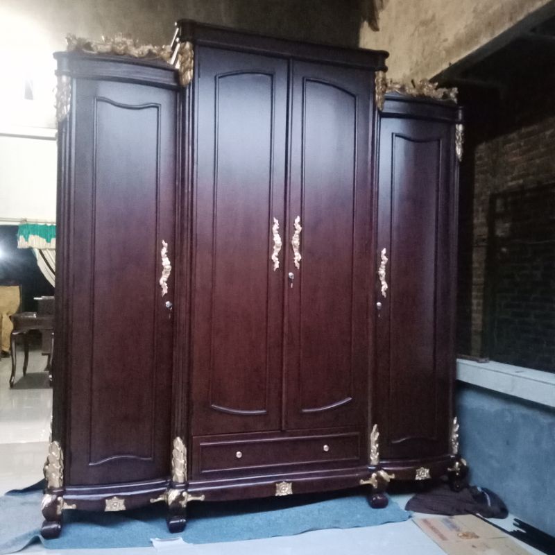 LEMARI PAKAIAN MEWAH 4 PINTU JATI JEPARA