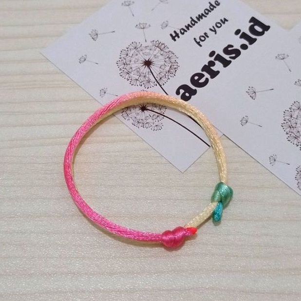 Gelang Tali Satin Rainbow