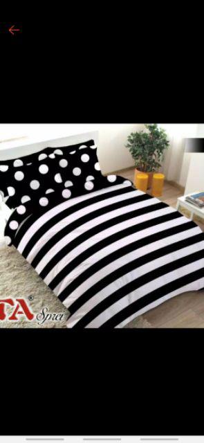 Fata Signature  Bed Cover Set  Motif Red Paris Ukuran (king) 180x200 / (queen) 160x200