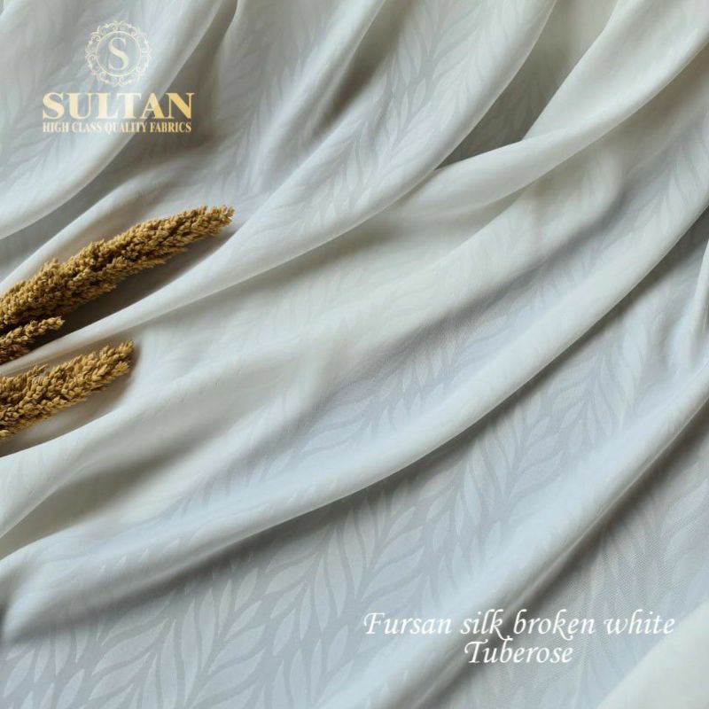 (PER 0.5m) KAIN ABAYA SULTAN FURSAN SILK OFF WHITE EMBOSS TUBEROSE