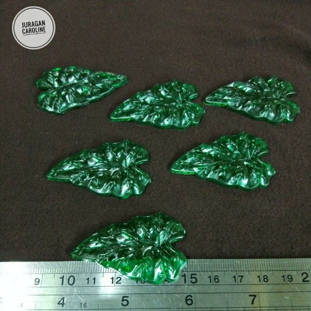 daun manik akrilik talas besar