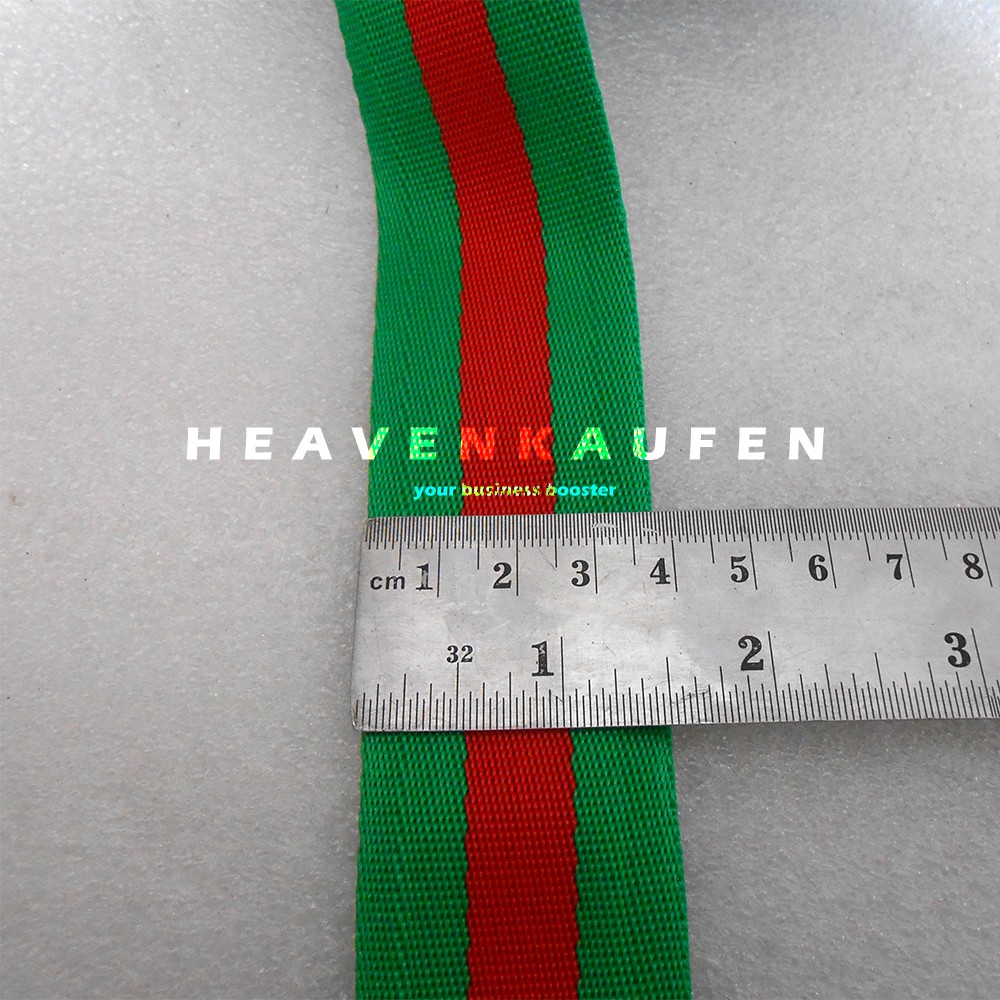 

GROSIR Webbing Tas Motif Warna Hijau Strip Tengah Merah Lebar 3,8 cm Harga Per Meter