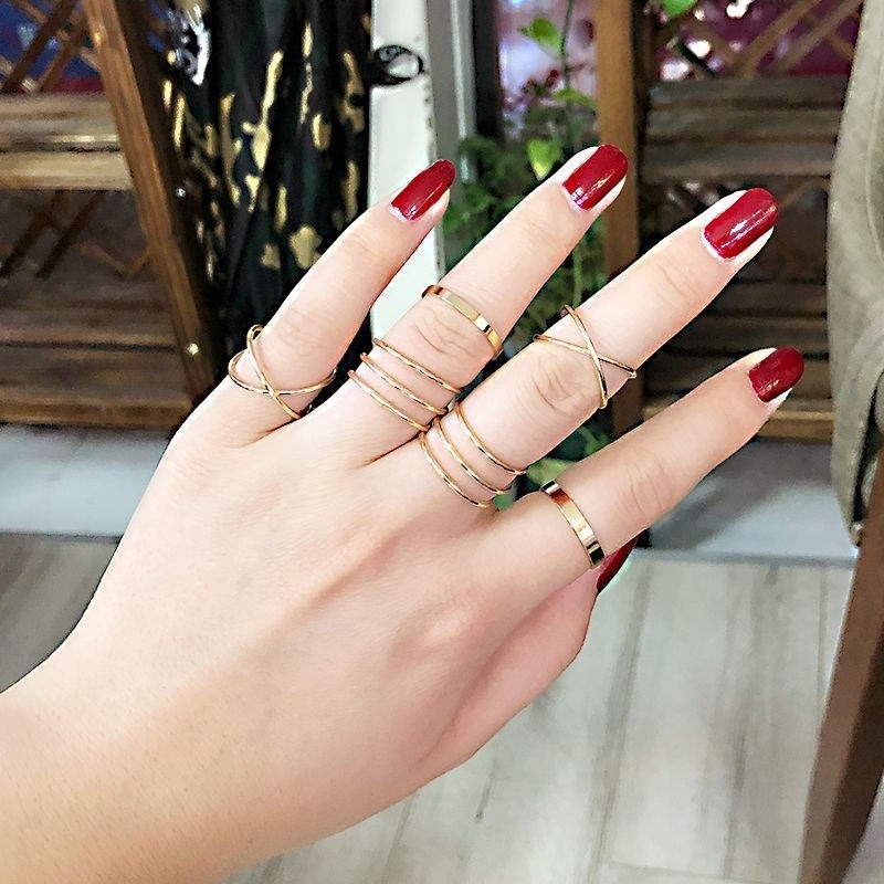 6pcs / Set Cincin Bentuk Geometri Bulat Silang Warna Permen Untuk Wanita