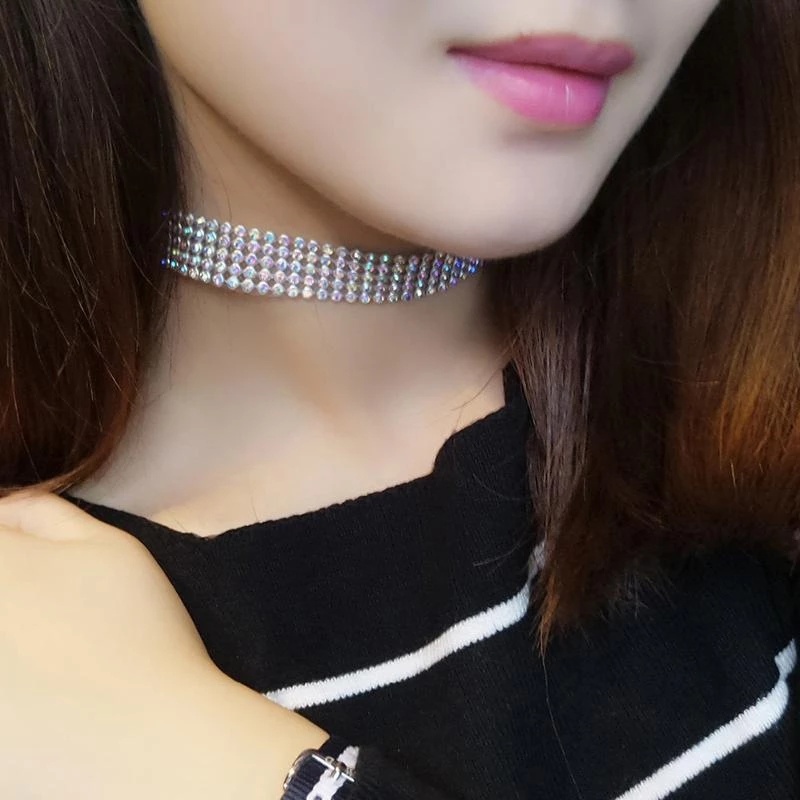 Kalung Choker Rantai Klavikula Hias Liontin Kristal Berlian Imitasi Untuk Wanita