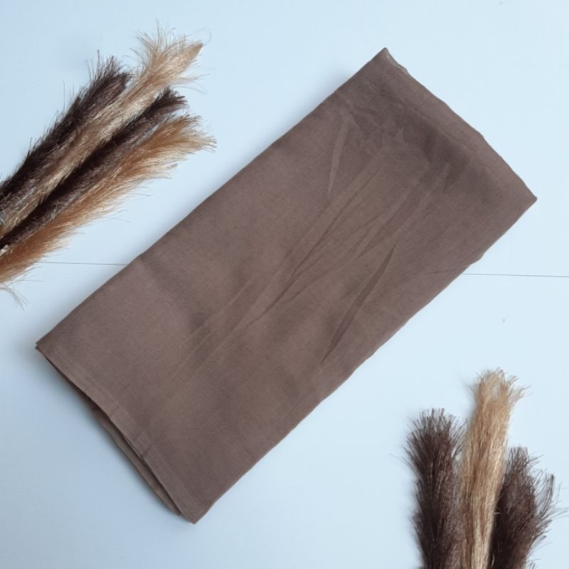 SEGIEMPAT PARIS POLOS PREMIUM AZARA | ANTI LETOY | PARIS VOAL | KERUDUNG MIRACLE MURAH | HIJAB JILBAB SQUARE | JILBAB SEMI PREMIUM SEKOLAH-Mocha