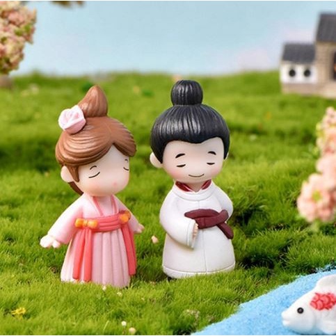 Miniature Lover Figures - Lovers Couple Figurines #31 (2pcs)