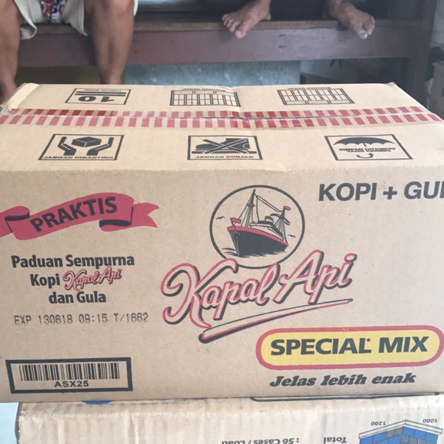 

KOPI Kapal api special mix 1 dus