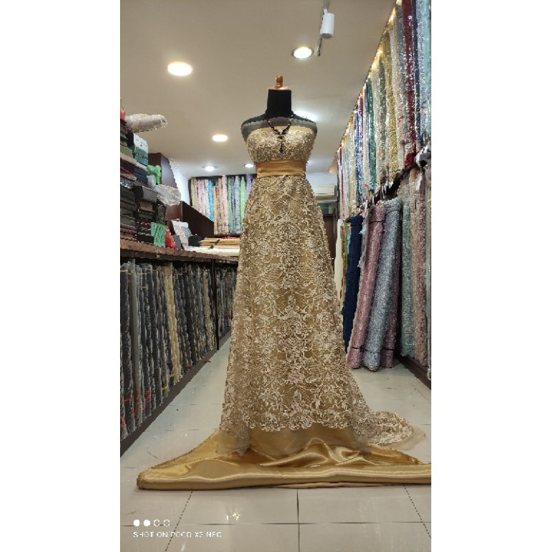 Kain Tile Brokat Emas Dress Kebaya Lace