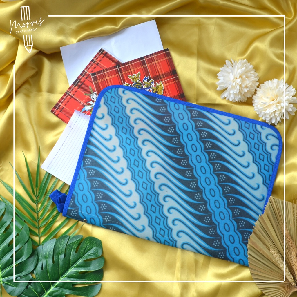 

NIKIKO Map batik zipper / resleting biru / file holder