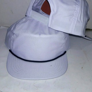 topi snapback klasik sablon gambar atau tulisan