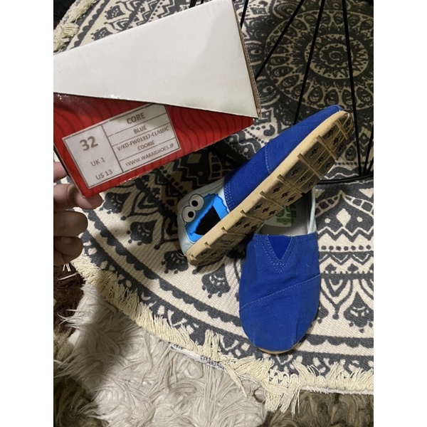 preloved sepatu wakai kids size 32 original store