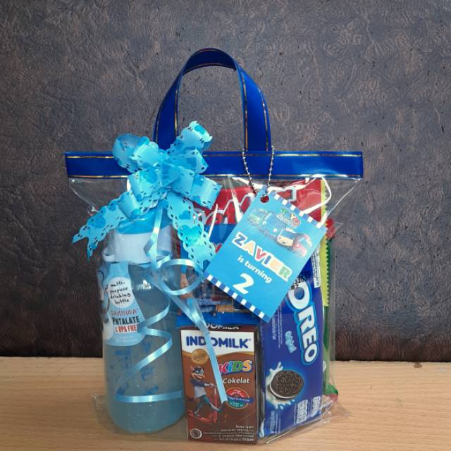 

Paket snack ulang tahun dan botol minum fliptop/Goodie bag ultah/Bingkisan ultah