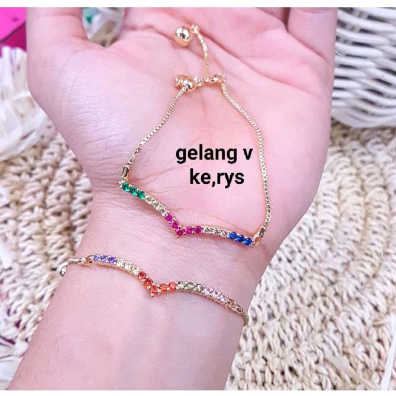 Gelang serut, kalung titanium ,vier , cincin Fuji Aurel, ayu tingting