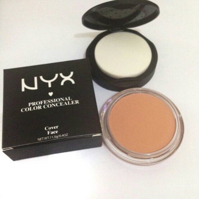 NYX CONCEALER / NYX PROFESIONAL FOUNDATION CREAM