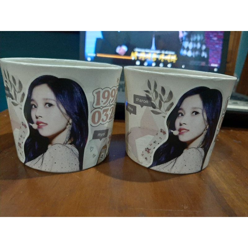 

Cupholder Mina