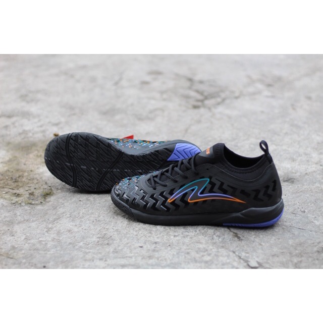 OBRAL SEPATU FUTSAL Cyanide Galaxy IN ‘Black Modular