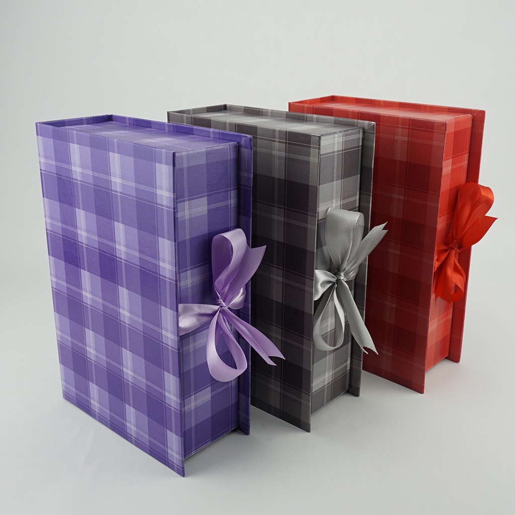 

Kotak Kado / GRANDPA'S PLAID PATTERN / MOTIF FLANNEL / TARTAN / Hamper’s Gift Box