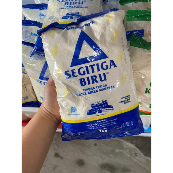 

Tepung Segitiga Biru 1kg