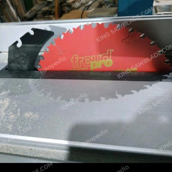 Circular Saw Freud 10"mata 40Akb(250x2.2/1.6x25.4z=40 akb)LA20M-002