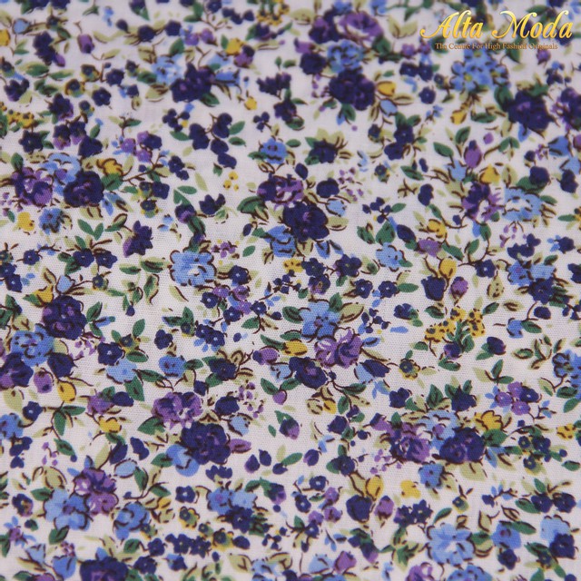 

Alta Moda Katun Putih Motif Bunga Kecil Ungu Mix Navy (1M)