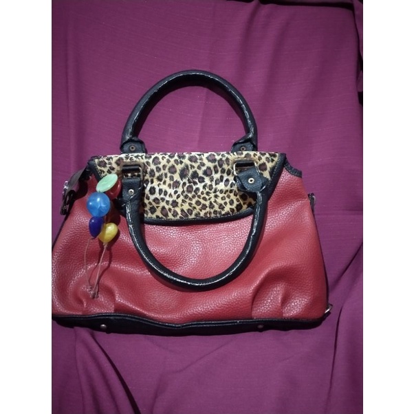 Tas merah macan preloved