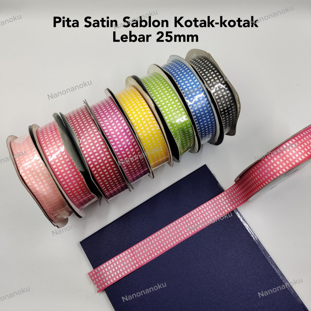 Pita Kain Satin 2,5 cm Sablon Motif Kotak-kotak Hiasan Hampers Souvenir Mahar