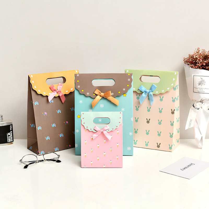 PAPER BAG / 26.5x19x9CM / PAPERBAG HADIAH KADO / PAPER BOX / TEMPAT KADO HADIAH / BOX SEDANG