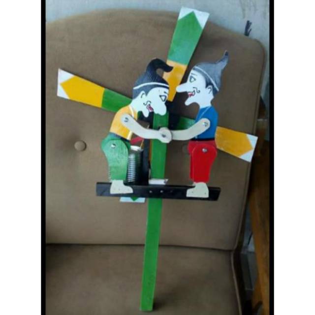 kincir angin petruk gareng