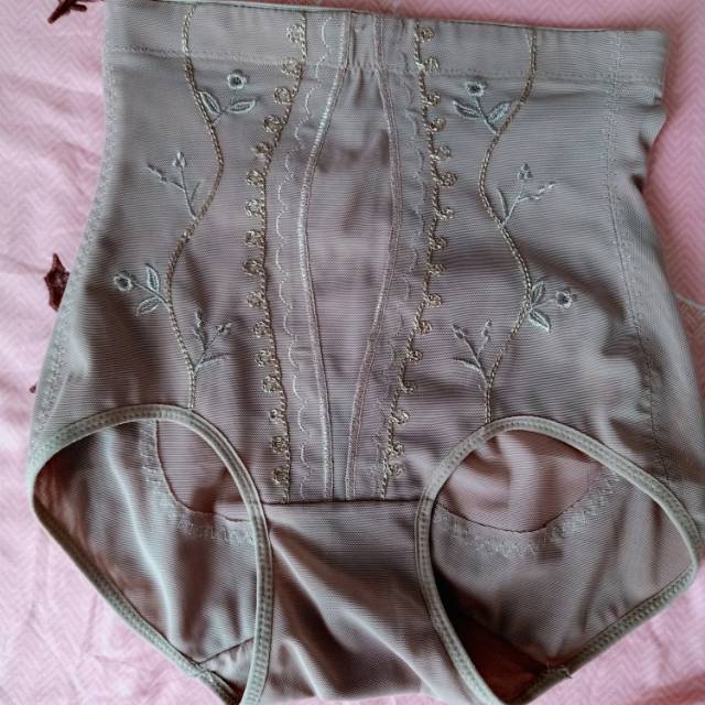 Sorex korset celana