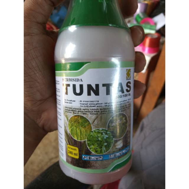 Herbisida Tuntas dengan 2 Bahan Aktif 240 ml