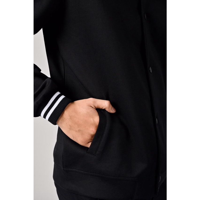 Jaket Bomber Varsity Premium