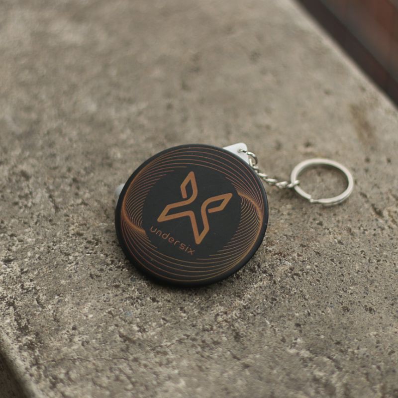 GANTUNGAN KUNCI UNDERSIX