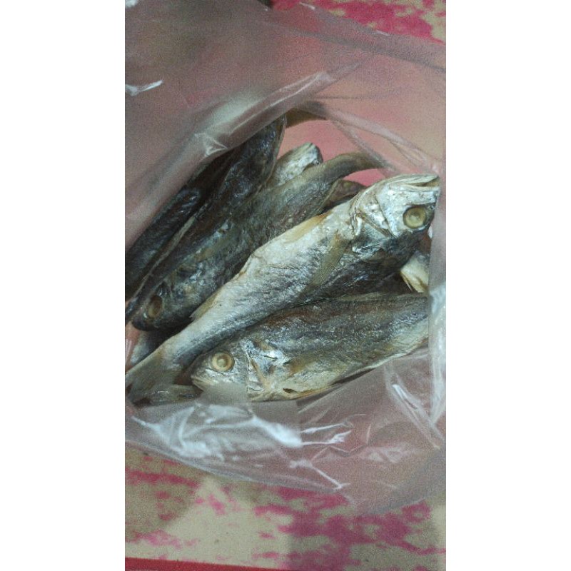 

Ikan asin kepala batu kemasan 500gram