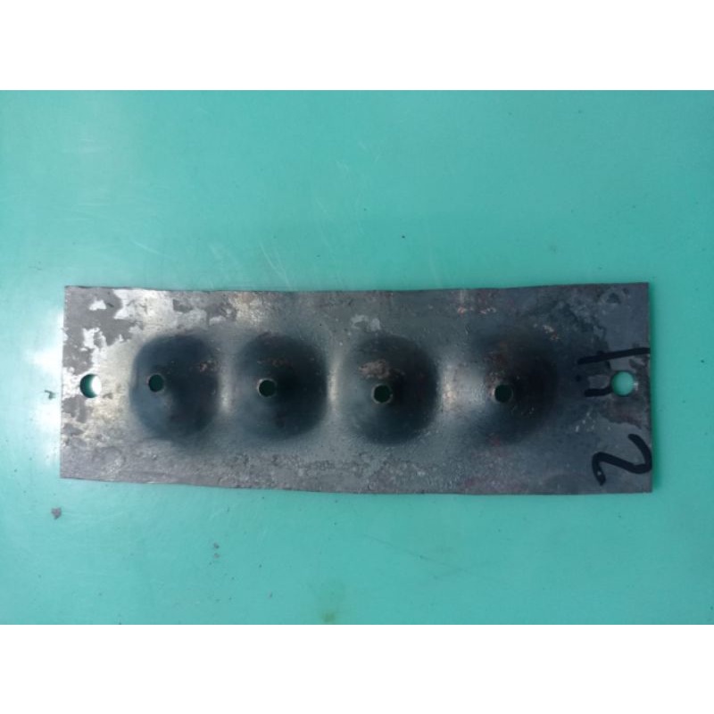 

pisau rautan lidi bambu 2,4 mm..cocok untuk layangan