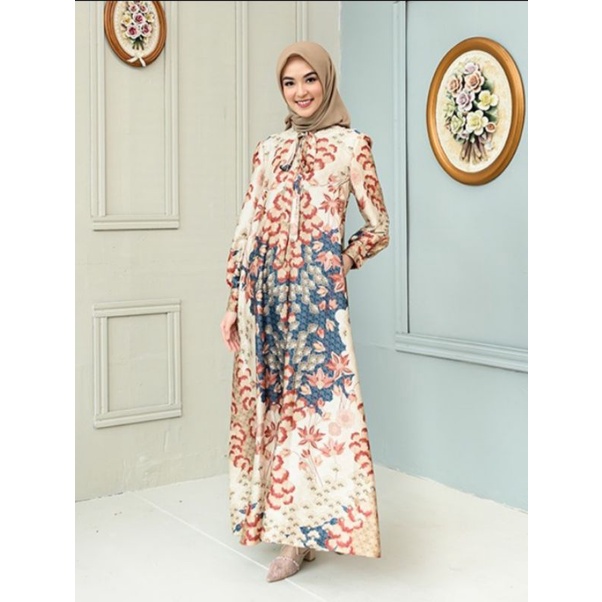 Ava Dress In Redwood - M