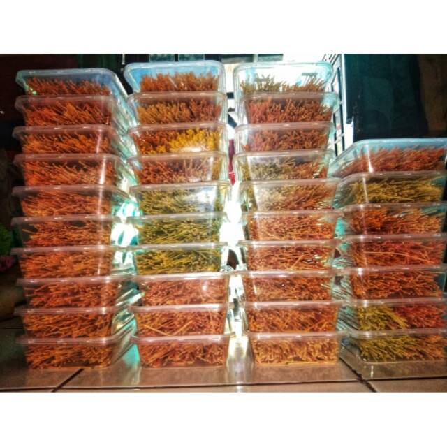 

Sumpia dan mie lidi