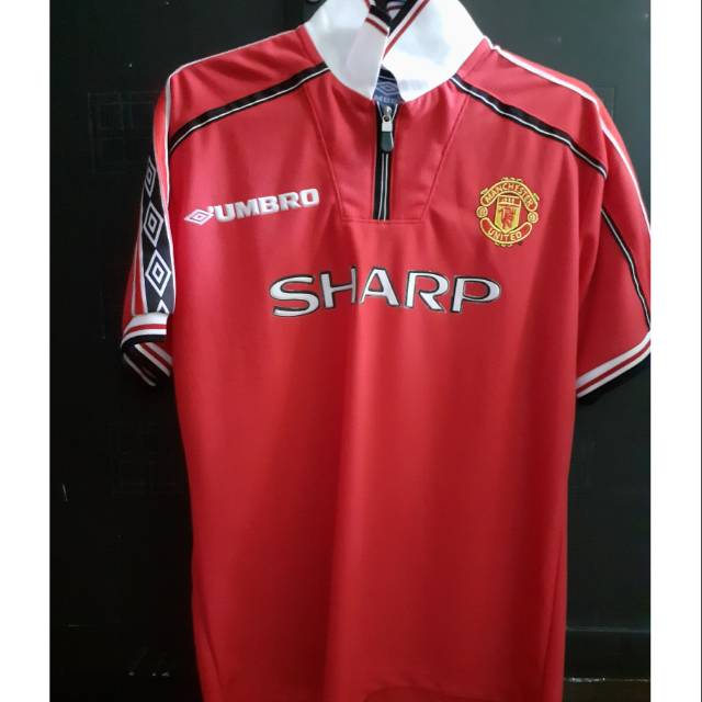 Jersey Manchester United Home Musim 1998/1999 grade AAA size M