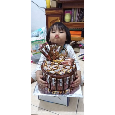 

buket, bouket, bucket, buqet, bouqet snack cake roll money