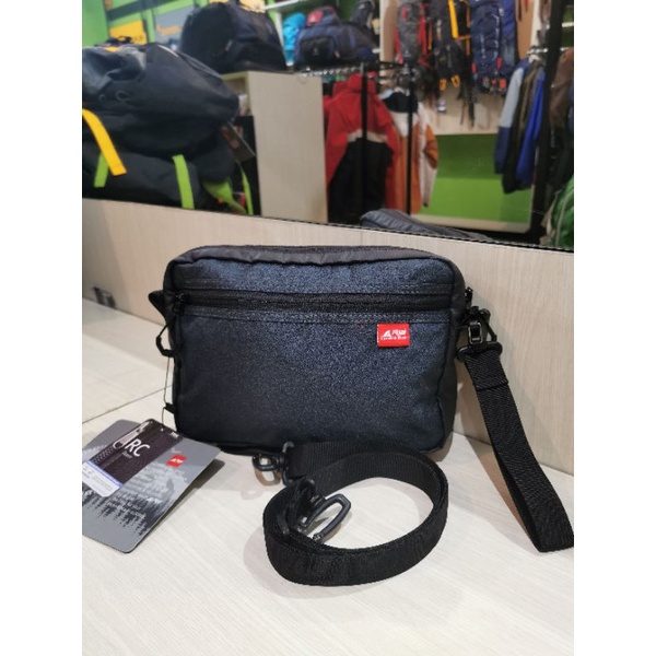 TAS SLEMPANG PRIA CLUTCH BAG AREI SPOTLESS 03