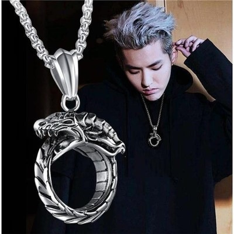 Kalung Liontin Kepala Naga Bahan Stainless Steel Gaya Vintage Punk Untuk Pria