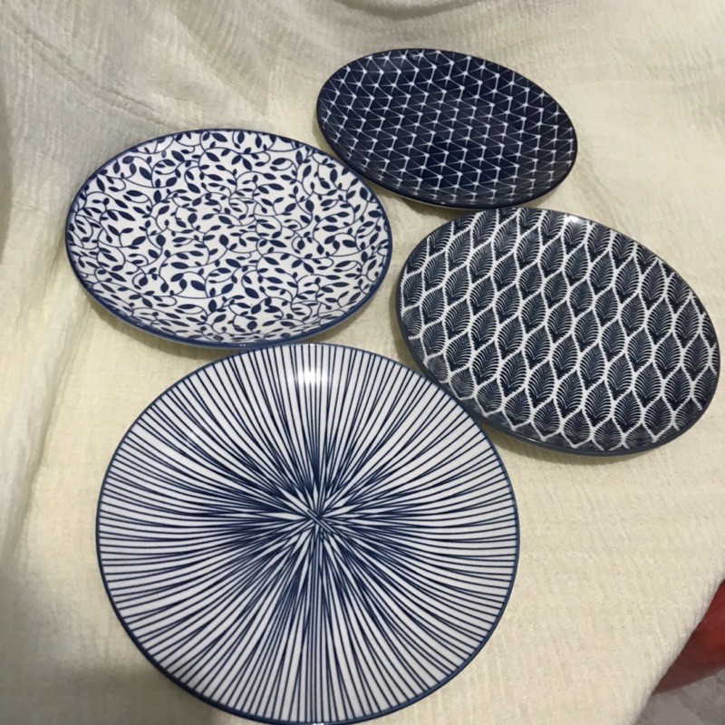 P 1 PIRING KERAMIK PORSELEN PORCELIN BULAT MODERN 7 5 P 1 PIRING KERAMIK PORSELEN PORCELIN BULAT MODERN 7 5