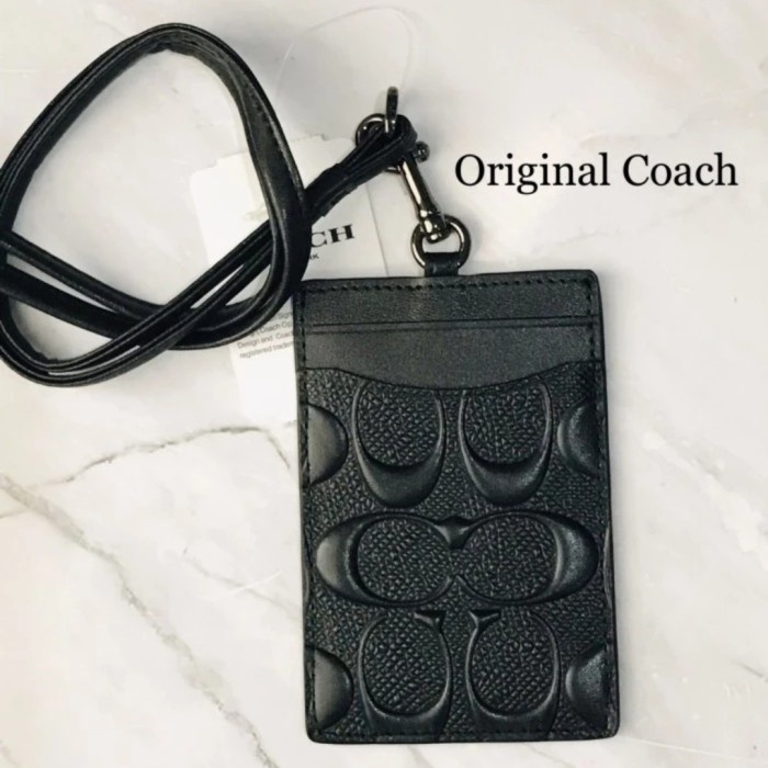

Lucu Original Coach Lanyard Id Case Metal Logo Blue Sale!!!