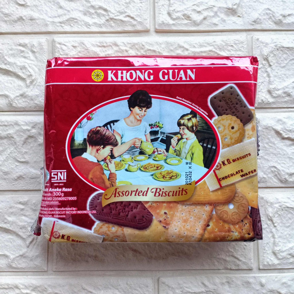 Khong Guan Assorted Biscuits 300gr Kong Biskuit Aneka Rasa Wafer Snack Cemilan Makanan Ringan 300 gr g