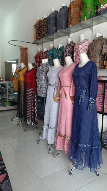 Maura Couple - Sania Ruffle Batik Couple Ori Ndoro Jowi Garansi Termurah Shopee - Batik Modern Solo