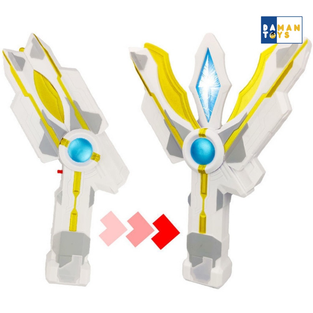 Senjata Ultraman Weapon DX Ultraman Trigger : DX Guts Spark Lens Mainan Anak Laki Laki