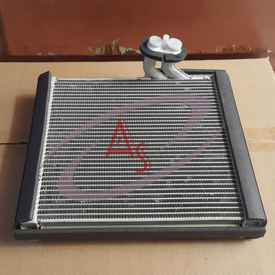 Evaporator Evap AC Mobil Innova Reborn Depan Ori