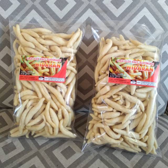 

Makanan ringan widaran oleh-oleh Banyuwangi